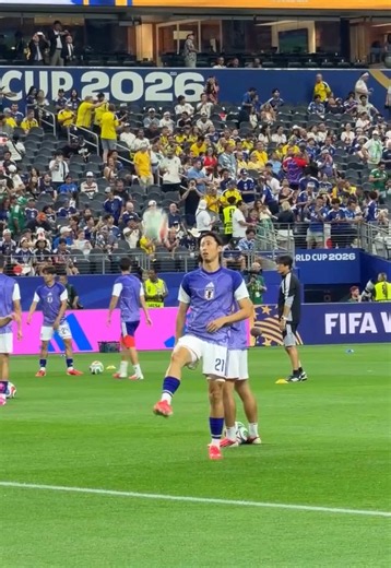 The Samurai Blue are warming up. 🇯🇵 #FIFAWorldCup | FIFA World Cup