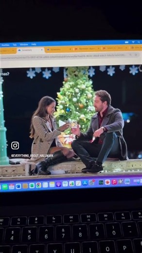 Screen Check! It’s Christmasween. #whoscomingtochristmas