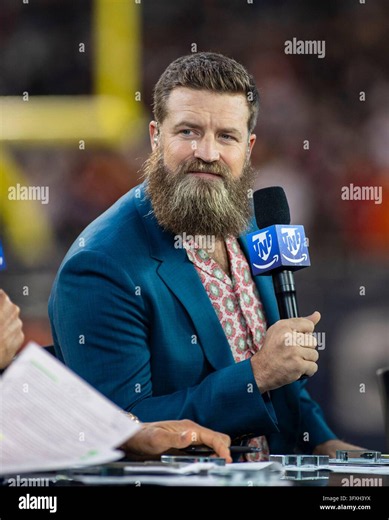 October 22, 2026: Amazon Prime Video analyst Ryan Fitzpatrick during the NFL game between the Chicago Bears and the New England Patriots in Chicago, IL. Mike Wulf/CSM (Credit Image: © Mike Wulf/Cal Sport Media Stock Photo - Alamy