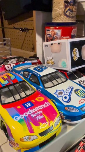 unclejohnsfleamarket on Instagram: "🎉Hot deals happening this weekend at Uncle John’s! Come see what’s going on in the regions BEST Flea Market 🎉 Love new items on major discount? We are stocked! Love vintage, collectibles or antiques? There is no shortage of treasure hunting! Crafters? You’ll find everything you need from ceramics to woodworking, plain t shirts galore and beyond! We are stocked full with newly replenished items each weekend indoors and a massive outdoor space with amazing fin