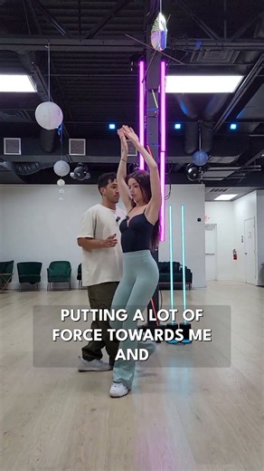 Bachata Sensual: The Follower Decides If She Trusts Your Lead