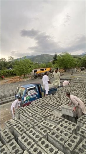 #shorts #cementwork #construction #cementblocks #hollowblocks #blockmakingmachine