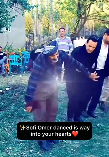 Meet Sofi Ömer: An Old School 50 Creator 🤗