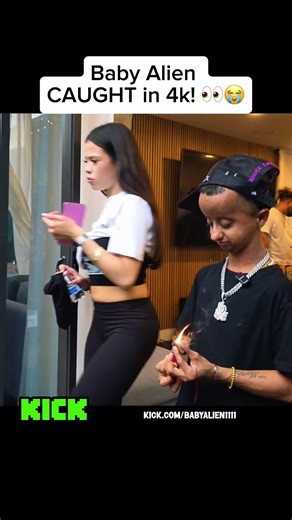 Baby Alien CAUGHT in 4k! 👀🍑 #babyalien