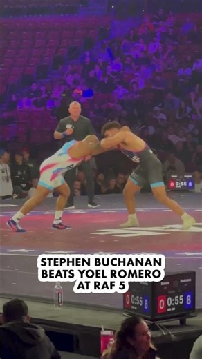 Stephen Buchanan shuts down Yoel Romero with 10-0 victory at RAF 5