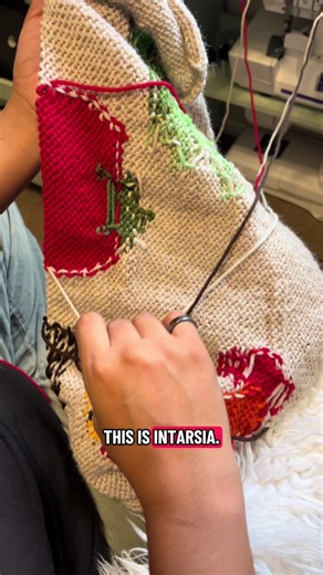 Mastering Knitting Colorwork: Stranded vs Intarsia