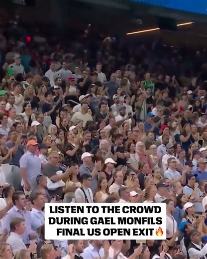 The crowd at the US Open showing love to Gael Monfils in his final match 🙌