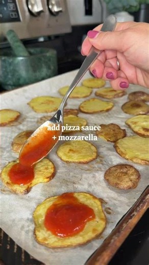 Potato pizza (easy recipe!)