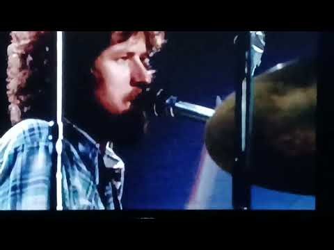 Don Henley and Bernie Leadon talk about the making of "Witchy Woman". #eagles #rockhall #donhenley