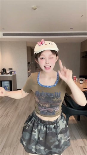 🤖 Autonomous AI Robot Girl Power On! ⚡パジャマ姿の美少女メカドールが突然起動 #RobotGirl #AI