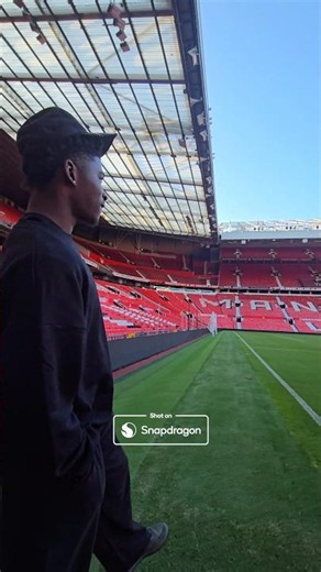 A First Look At Old Trafford For Carlos Baleba 😍