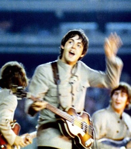 #thebeatles #twistandshout #fyp #60s #sheastadium | The Beatles