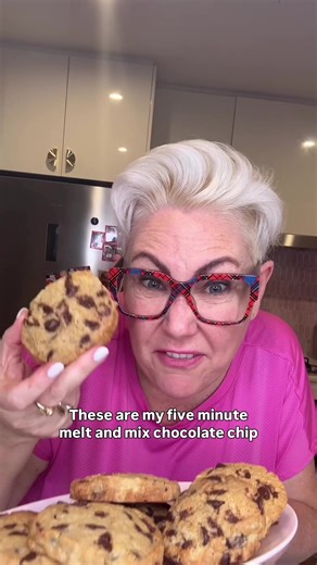 Easy 5-Minute Chocolate Chip Cookie Recipe