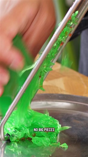 🇲🇺 Ever wondered how we make those jelly strands in Mauritian Alouda? 👀 The secret is CHINA GRASS! 🌿 Made from seaweed, it dissolves in hot water and sets into jelly as it cools! This week’s Shelina’s Mauritian Kitchen is all about making Alouda from scratch, with almond AND rose flavours! 🌹 FULL RECIPE LIVE NOW ON YOUTUBE @shelinacooks! Who’s team almond and who’s team rose? 👇🏽 #MauritianAlouda #MauritianFood #ChinaGrass #Mauritius #ShelinasMauritianKitchen
