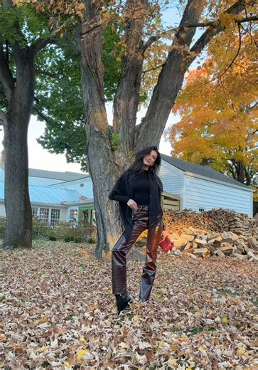 Fall Outfits: What's the Verdict on Autumn Style?