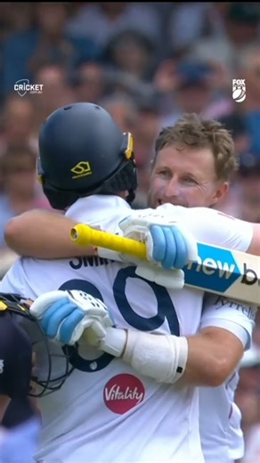 There it is! A second century on this tour for Joe Root 👏 #Ashes | #PlayoftheDay | NRMA Insurance | cricket.com.au