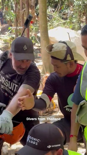 Villagers trapped in flooded Laos cave