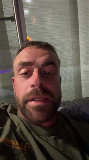 We made time to lay down family pics tomorrow ❤️ thanks for making this possible for us with your support. @Kell #KellanFletch