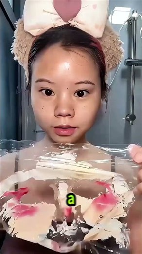 She used a needle and tweezers to apply makeup... And this is what happened 😳💄 #shortsvideo