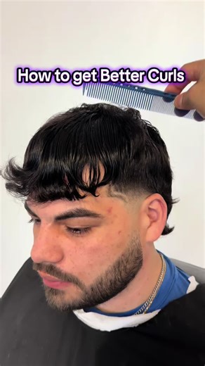 Enhance Your Curls with Natural Shampoo and Conditioner