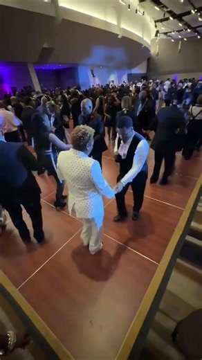 Dre Bell & Charnice #Heritageball Everlasting Love by Vanessa Williams #itsthedanceforme