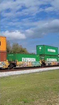 CSX #3250 leads a SB Inter-modal through Folkston GA on 3/29/26