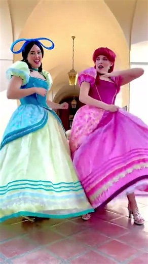 I think we all sing 🙄✨ #disneyvillains #cinderella #princess #cosplay #stepsisters #disneycreators