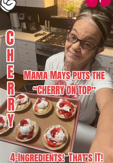 🍒Mama Mays 🍒out the Cherry in TOP!!! Yep I did! Only 4-ingredients🍒 So easy to make and to take also!!! Build it when ya get there if need be🍒 @Mamaw Gail 🍽️ #easyrecipe #cherry #creatorsearchinsights #followme #repost