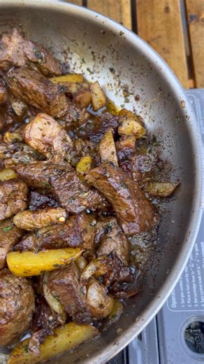 Steak and potatoes skillet | Miguels cookingwithfire