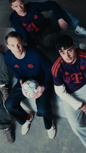 Built on iconic moments. Ready to write the next chapter. 🤝 This is the FC Bayern third jersey. 🌟