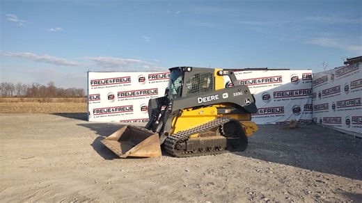 JOHN DEERE 333G MULTI TERRAIN LOADER SN: 1T033GKLHF307101