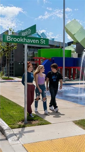 Roblox Brookhaven but in Real Life 🏡 #shorts