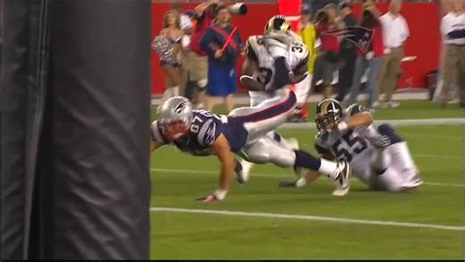 INSANE: 16-years-ago Patriots rookie tight end Rob Gronkowski dragged a 250-pound linebacker into the end zone for his first career touchdown. #RobGronkowski #TomBrady #newenglandpatriots #patriots #PatsNation #PatriotsNation #nflreels #footballreels #football #footballskills #NFLNews #nflplayers #nflseason #sports #SportsReels #FootballPassion #fantasyfootballadvice #FantasyFootball #fantasyfootballtips | Icarus Sports Network