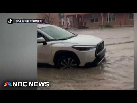 Deadly flash floods swamp Southwest
