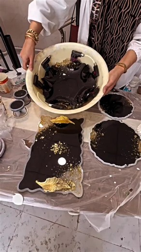 Resin Art Techniques: Epoxy Resin Art Ideas and Tips
