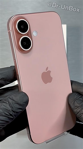 iPhone 18 Hands On and Review New Beautiful Color🤩 #shorts #trending #iphone #iphone18 #apple #ios