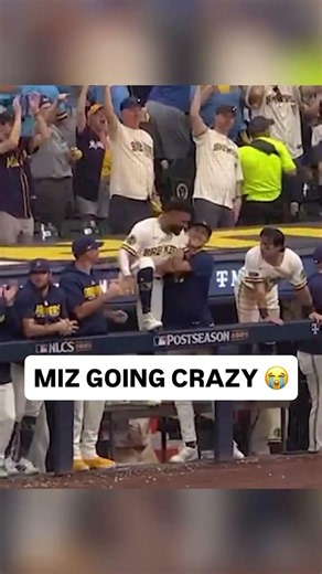 Jacob Misiorowski and the Brewers are enjoying the NLCS 😎