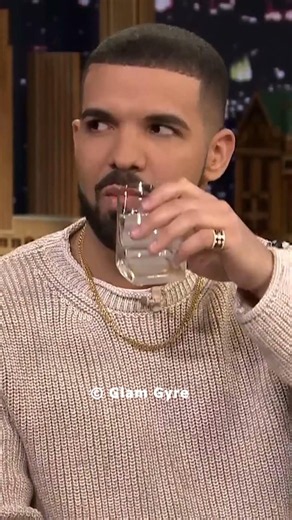Drake and Jimmy Fallon's unexpected toast 🥂 #drake #jimmyfallon #shorts