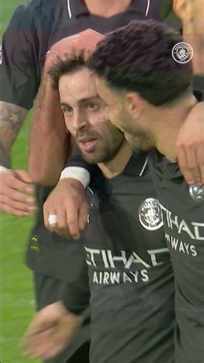 A lovely finish from Bernardo 🩵 #football #mancity #premierleague