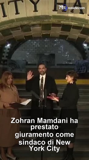 TRS on Instagram: "Zohran Mamdani ha prestato giuramento come sindaco di New York City 👇 Scrivi cosa ne pensi nei commenti 🔁 Condividi con chi vive in zona 🌐 www.trsnotizie.com https://www.trsnotizie.com/zohran-mamdani-ha-prestato-giuramento-come-sindaco-di-new-york-city/ #trsnotizie #ultimenotizie #newsitalia #reelit #politicalocale #attualita #zohran #mamdani #new #york #city #prestato #trsvid_36b8d36c3201"