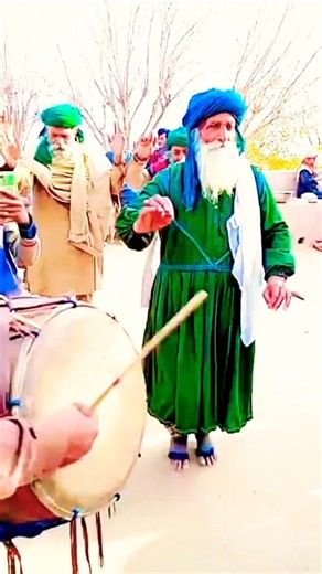 Traditional Punjabi Bhangra hits different! 🕺🥁🔥Watch this amazing Dhol Dance #shorts