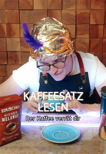 Was 2026 bringt? Wir haben schon mal den Kaffeesatz befragt...☕ #kaffeesatzlesen #tchibo #2026 #newyearnewme