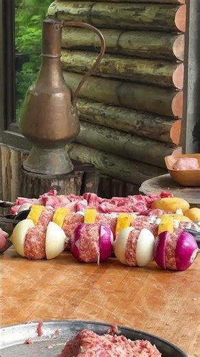 Stuffed Vegetable Meat Skewers: Traditionally Oven-Baked