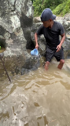 Traditional Gold Mining Techniques in Heri Discovery