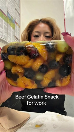 Beef Gelatin Snack for Work: Easy Gelatin Beauty Bites