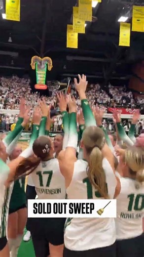 Colorado State Celebrates Upset of No. 17 Colorado 🥳 (🎥 via CSU Athletics)
