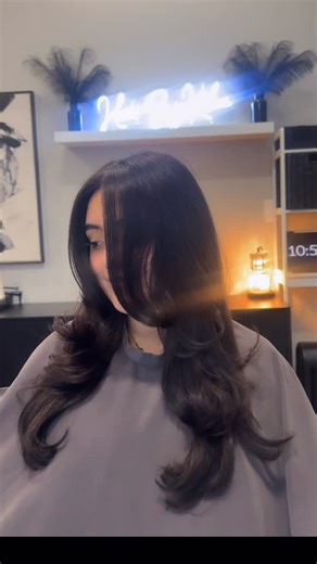 𝐊𝐢𝐤𝐚 | 𝐂𝐡𝐢𝐜𝐚𝐠𝐨 𝐋𝐚𝐧𝐝 𝐇𝐚𝐢𝐫𝐬𝐭𝐲𝐥𝐢𝐬𝐭 ✄ on Instagram: "Hi! if you’re new here and have been hesitant to book , this is your sign 🖤 A new year, a fresh start, and hair you can trust. Trust the process ✂️ • • #chicagosuburbhairstylist #chicagosuburbhair #chicagosuburbpirivatestylist #chicagohairstylist #chicagohair"