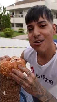 I ORDERED A BURGER KING SANDWICH WITH 30 PATTIES
