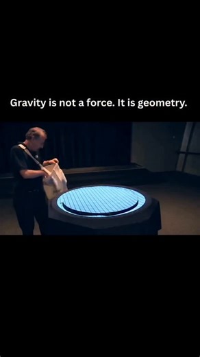 Quantum Explained | Quantum & Astrophysics on Instagram: "This is one of the best demonstrations of General Relativity ever captured on video. #physicslover #QuantumRevolution #AlbertEinstein"