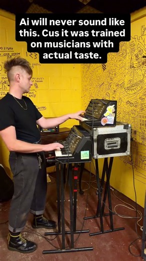 That’s one way of beating the system I guess… #shorts #synthesizer
